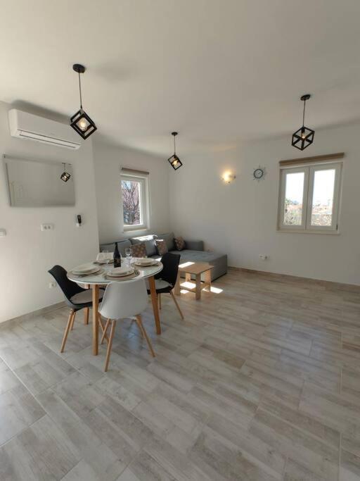 Apartment Marija, New 1Bd Apt With Free Parking Split Exterior foto